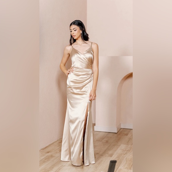 Revelry Rory Bridesmaid Dress (Rose Quartz satin) - Picture 4 of 6